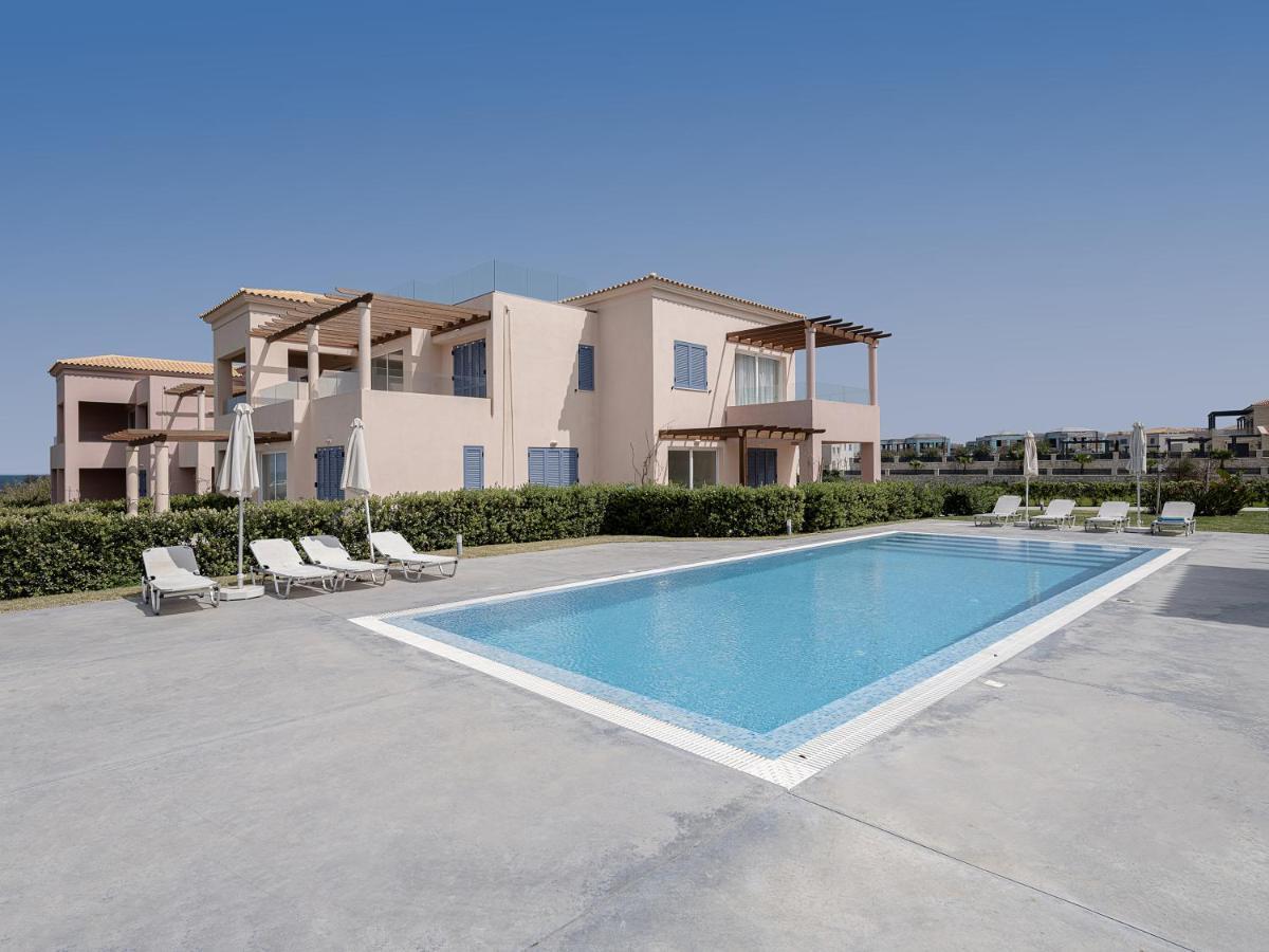 Resitour - Aphrodite Beachfront Pirgos Psilonerou Buitenkant foto